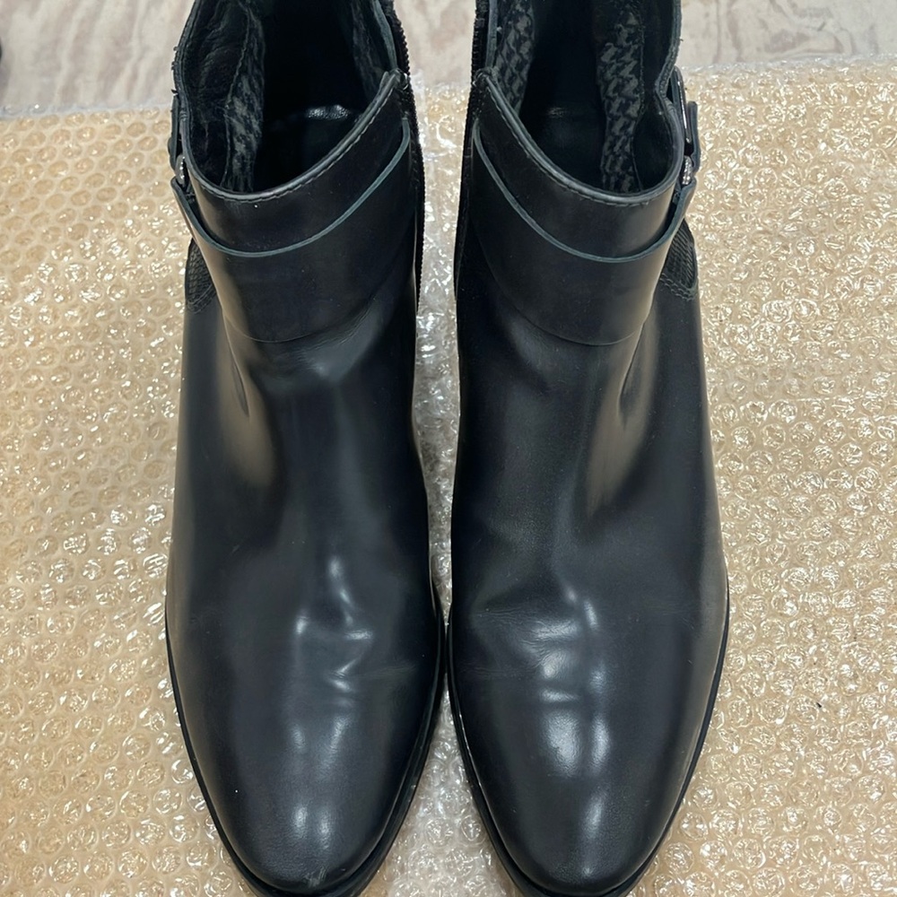 Aquatalia vero cuoio Women's Ankle Boots